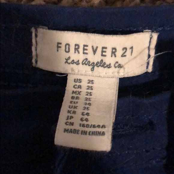 Jeans - Picture 2 of 3